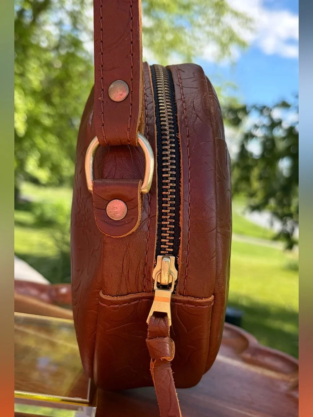 Portland Leather Meadow Embossed Small Circle Crossbody Like New